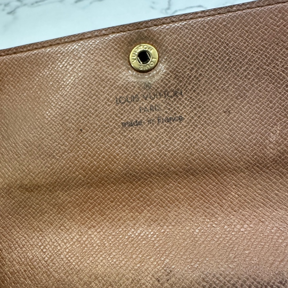 Louis Vuitton Brown and Gold Monogram Clutch - Picture 6 of 14